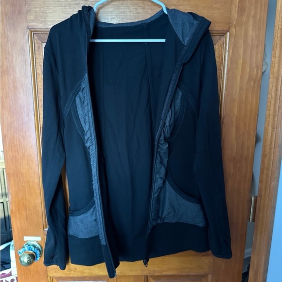 Lululemon Pure Balance Jacket - Picture 4 of 5